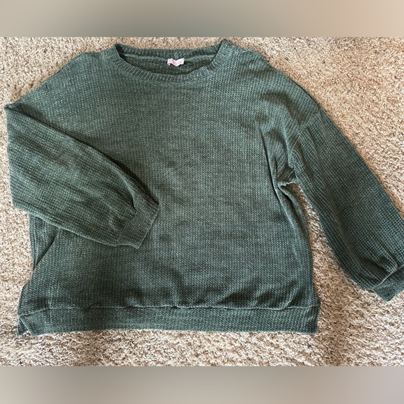 Set of 3 women’s sweaters. XL - Picture 2 of 3